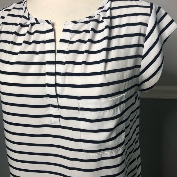 Gap Navy & White Striped Cap Sleeve Split Neck Top - Picture 2 of 8